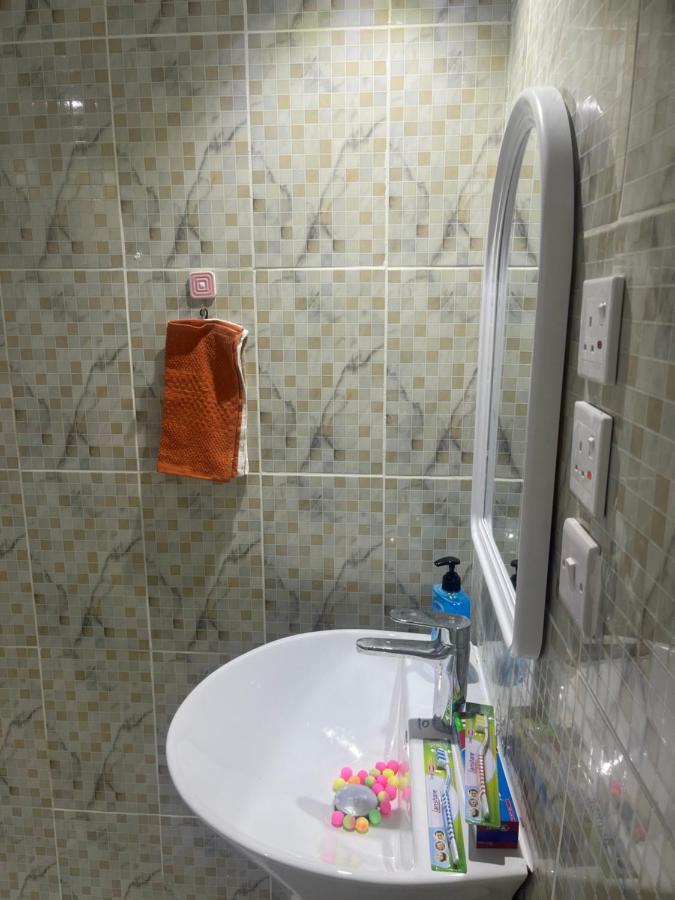 Appartement غرفة و دورة مياه خاصة - Private And Bathroom Médine