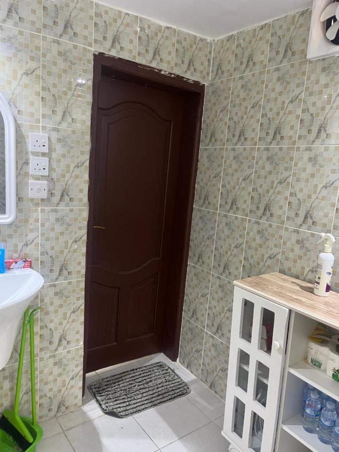 غرفة و دورة مياه خاصة - Private And Bathroom Appartement Médine