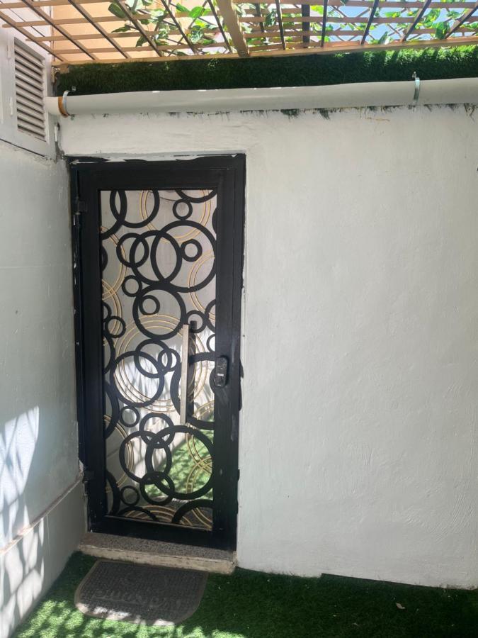 غرفة و دورة مياه خاصة - Private And Bathroom Apartment